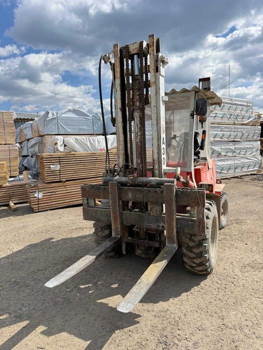 Stivuitro diesel O&K Germania, an fabricatie 1986, sarcina nominala 3 Tone, inaltime maxima ridicare 3m