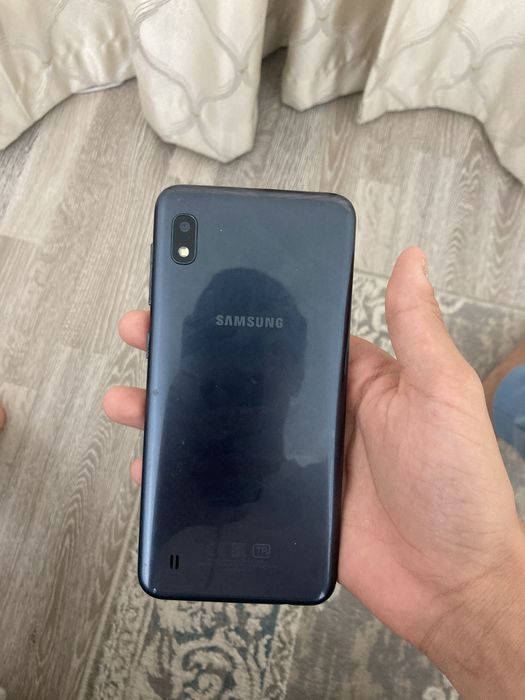 Самсунг а10 32гб