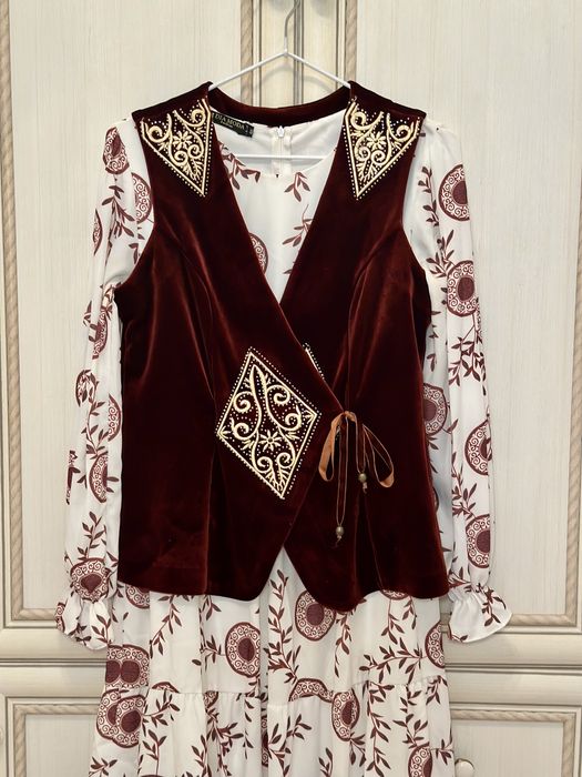 Продаю платье в казахском стиле