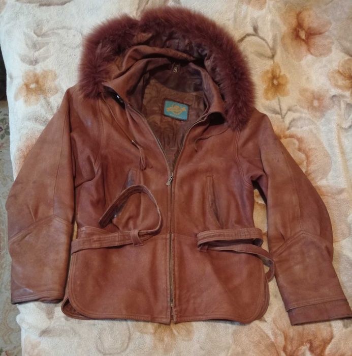 Кожаная женская турецкая куртка с натуральным мехом