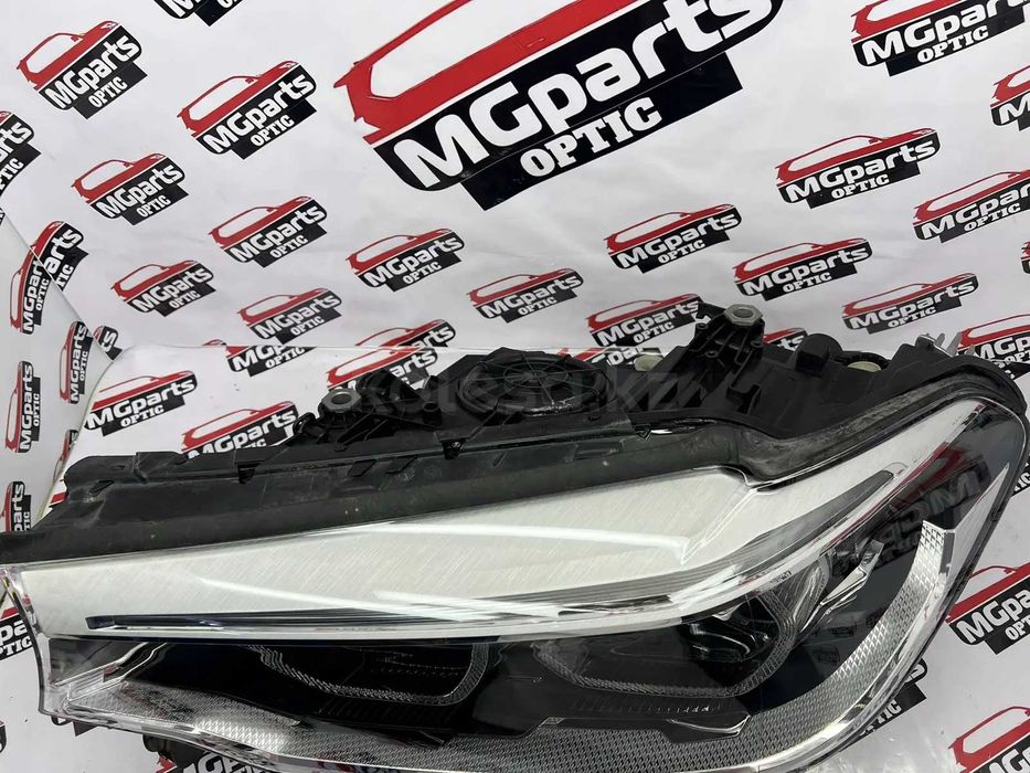 Фары на BMW 5-series G30 adaptive led