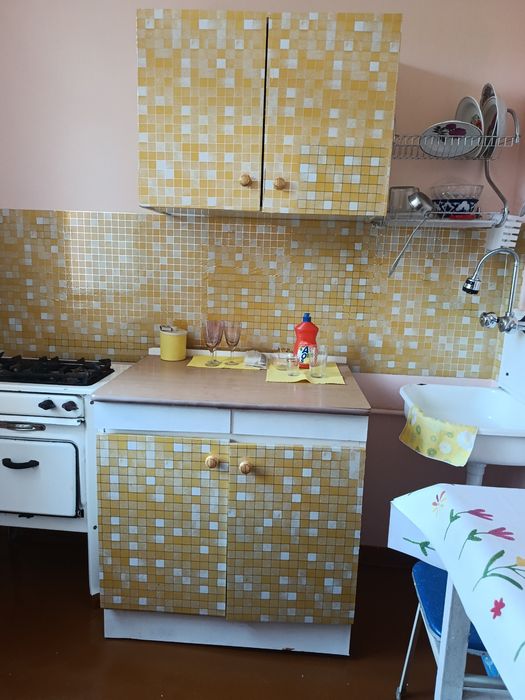 Продается кухонный гарнитур верх и низ