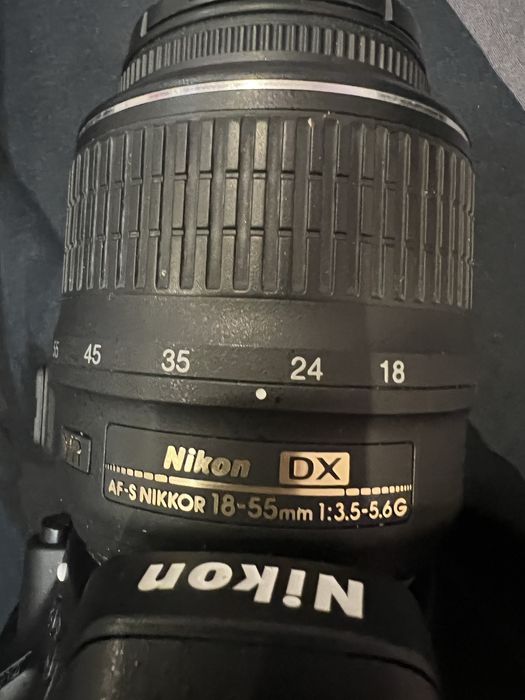 Nikon D5100 + Lowepro калъф