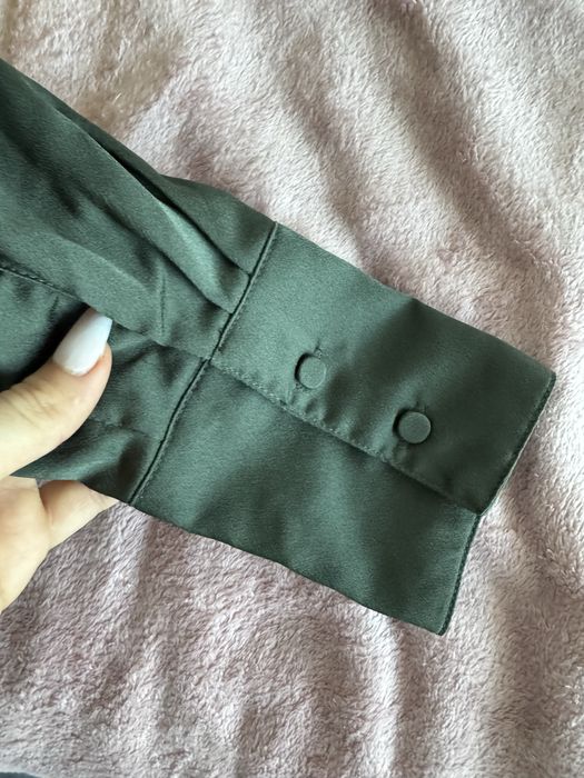 Тъмнозелена блуза