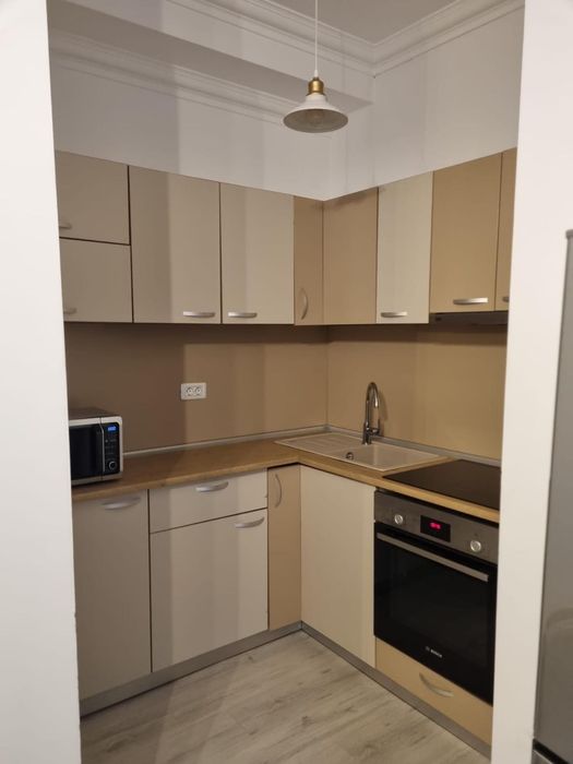 Apartament 2 camere, etaj 1, zona Peninsula, Catedrala