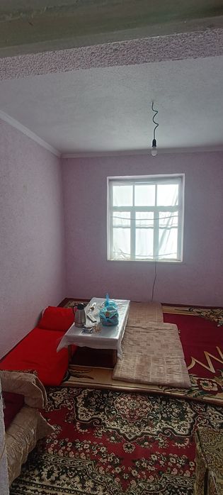 Uy sotiladi 5 xonaly