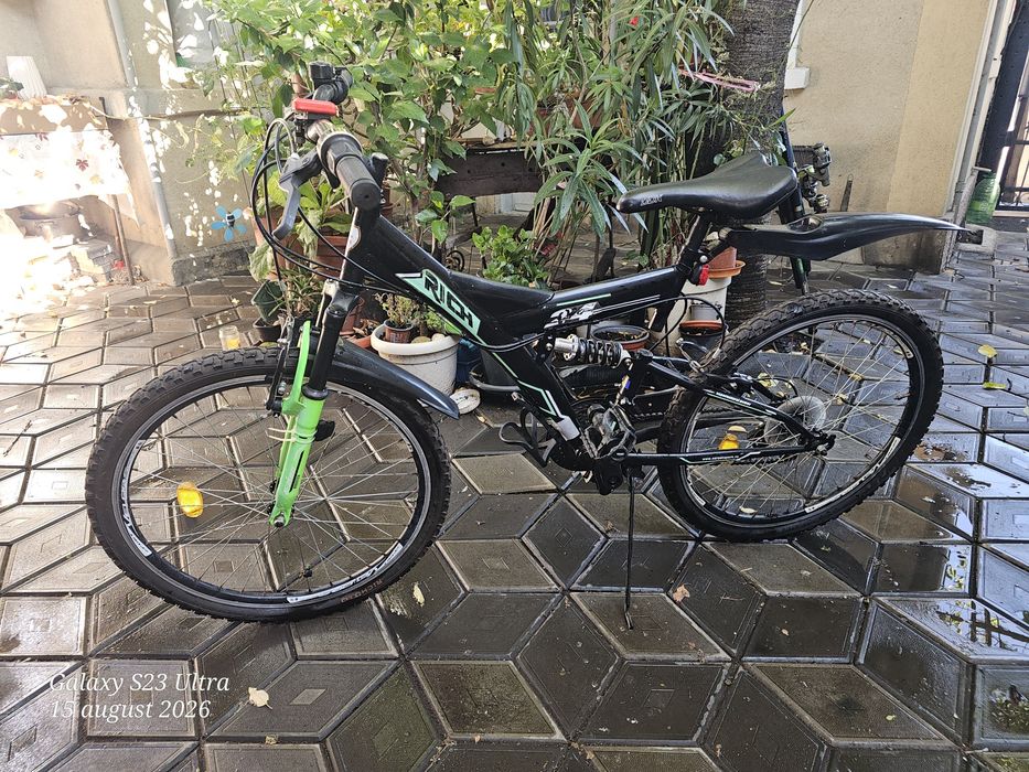 Bicicleta 24" copii 13 - 16ani, max.90kg