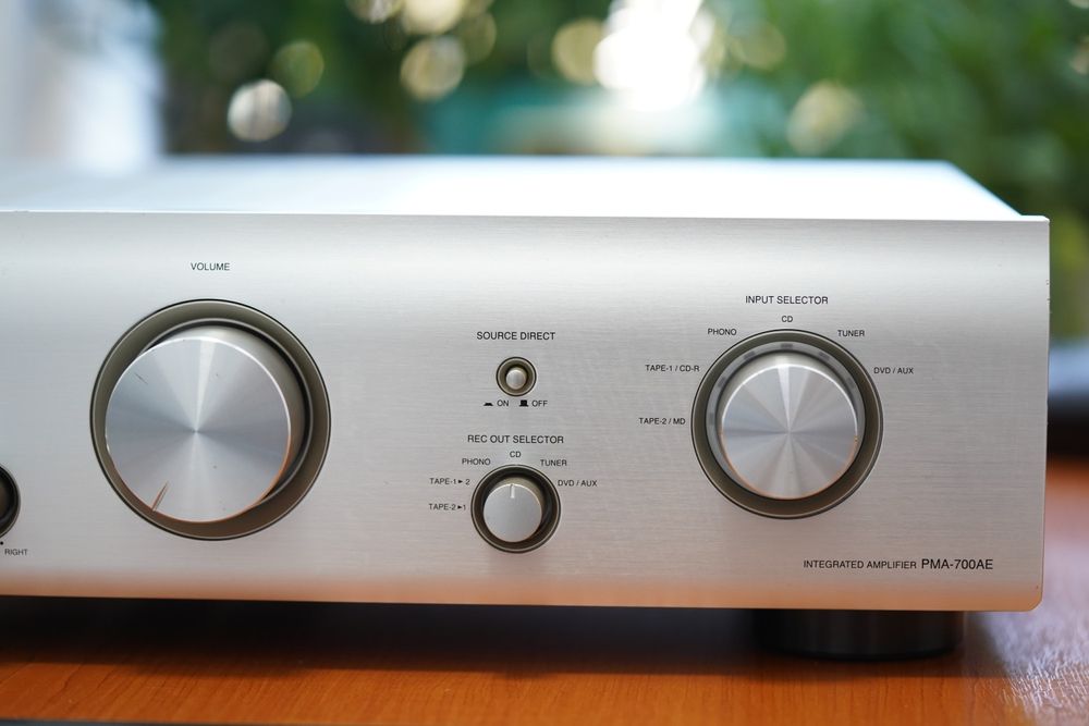 Vând / schimb amplificator Denon PMA-700AE