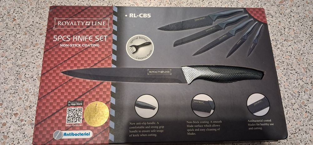 Oala sos 2L +  set cutite si decojitor