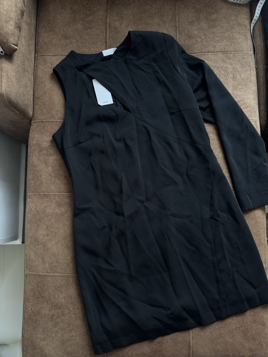 Чисто нова ролкя на Mango