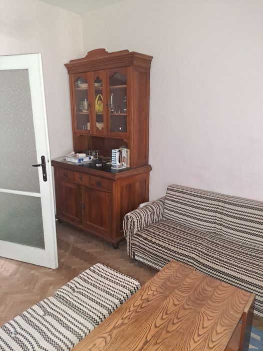Продава се Тристаен апартамент в Враца, Център - 90 кв.м за 1417 €/кв.м - Снимка #2