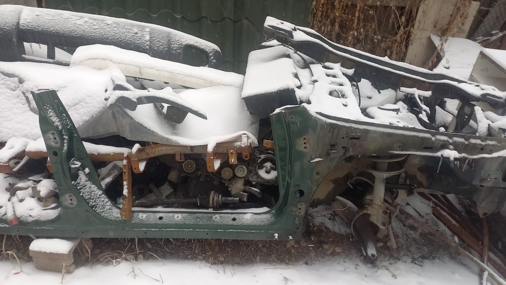 Субару форестер разбор