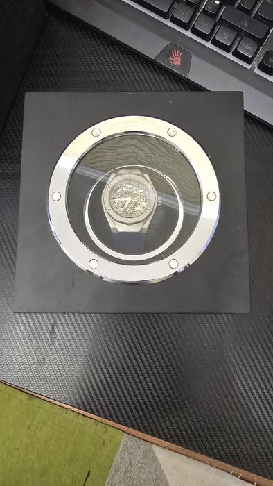 Продам часы Hublot в ИДЕАЛЬНОМ состоянии МЕХАНИЧЕСКИЕ