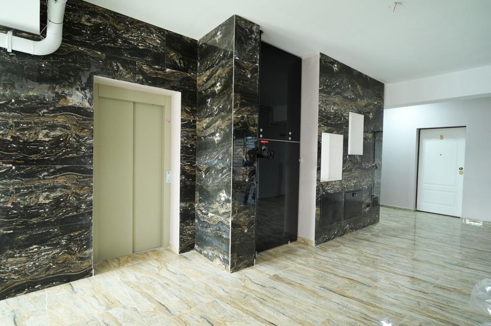 Apartament de 3 camere de închiriat