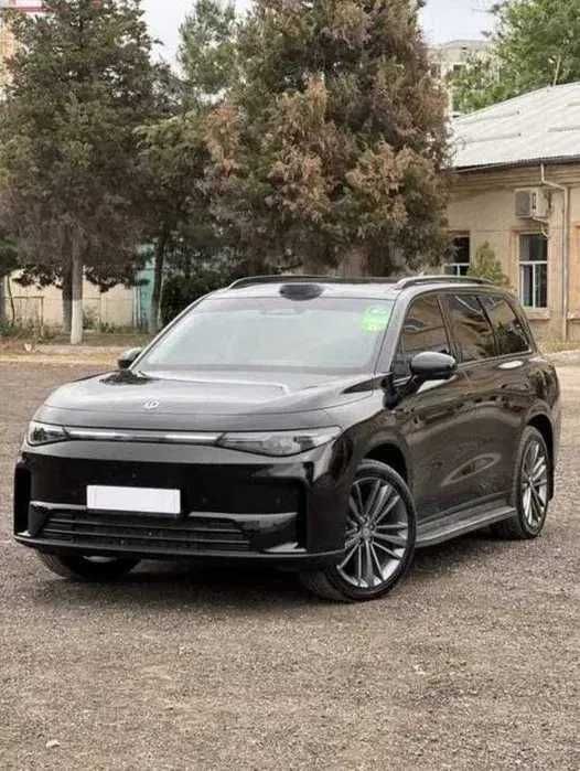 Leapmotor C16 Hybrid 200 Smart Drive, naqd va halol nasiya