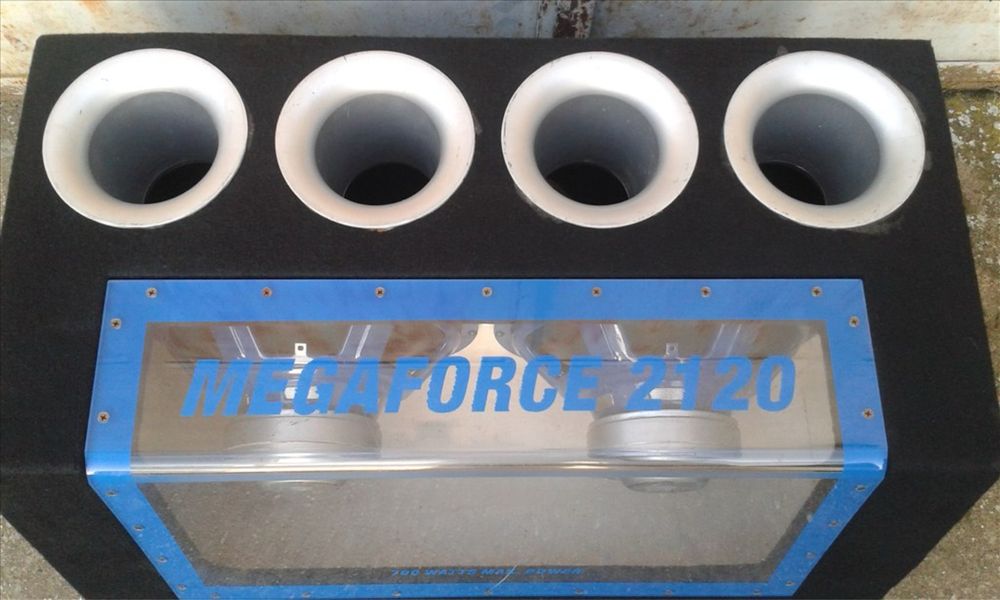 Megaforce 2120 сабвуфер!