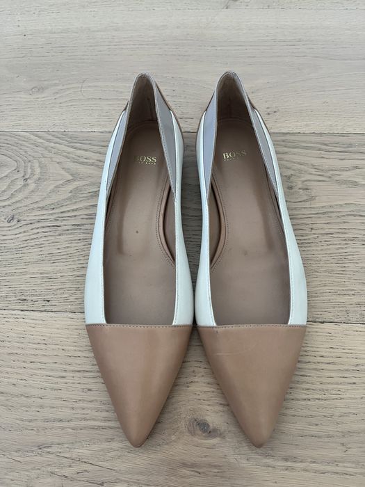 Balerini Boss, bej/ alb/ gri, piele, mărime 37 - Noi