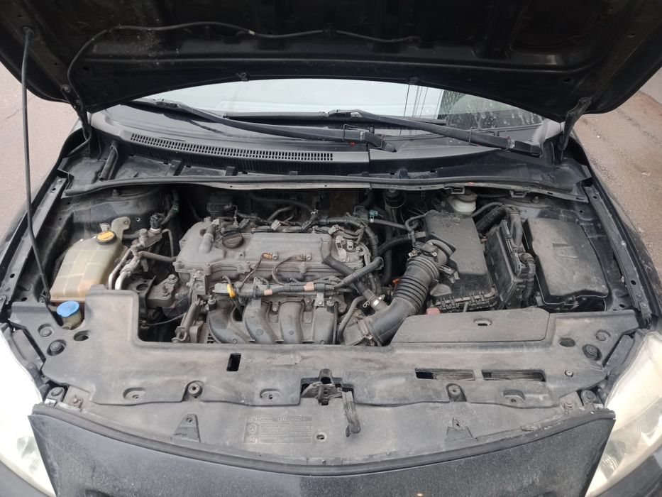 Продам машину Тойота королла е150