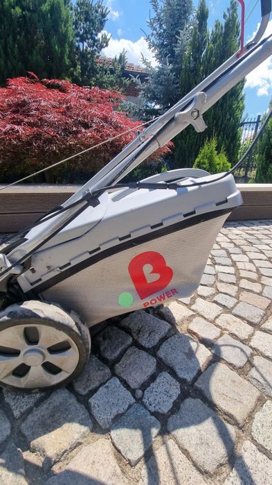Бензинова  косачка BRIGGS & STRATTON 500E