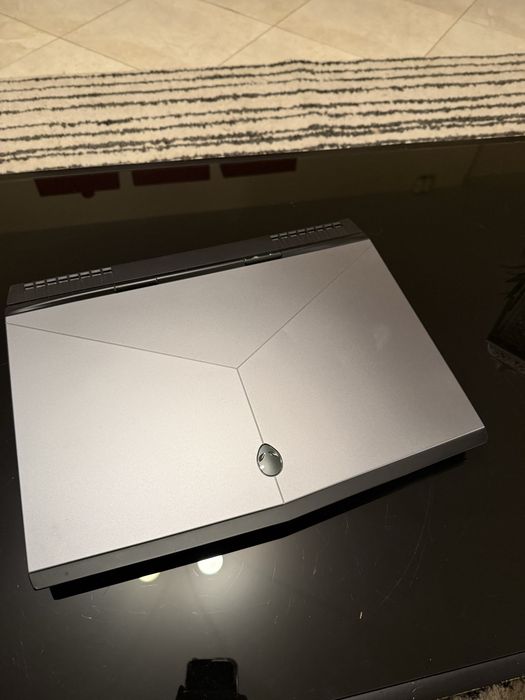 Alienware 17 R4 – геймърски лаптоп