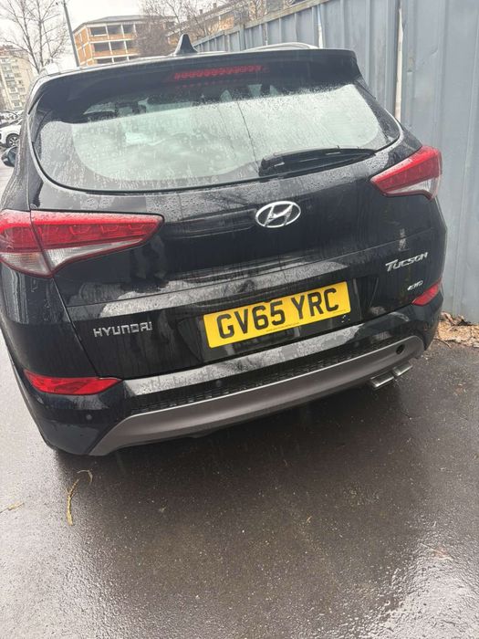 Hyundai Tucson 2.0crdi 136кс 4WD НА ЧАСТИ