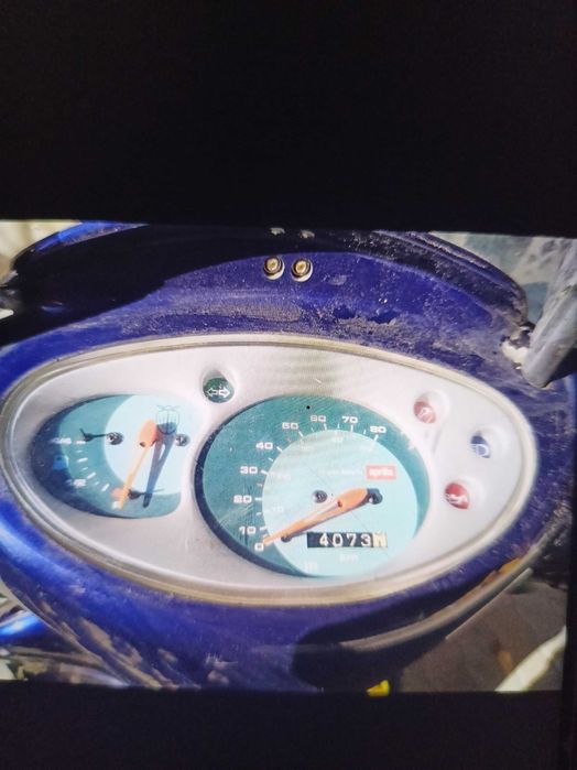 Vând scooter APRILIA Euro 2 din 2002