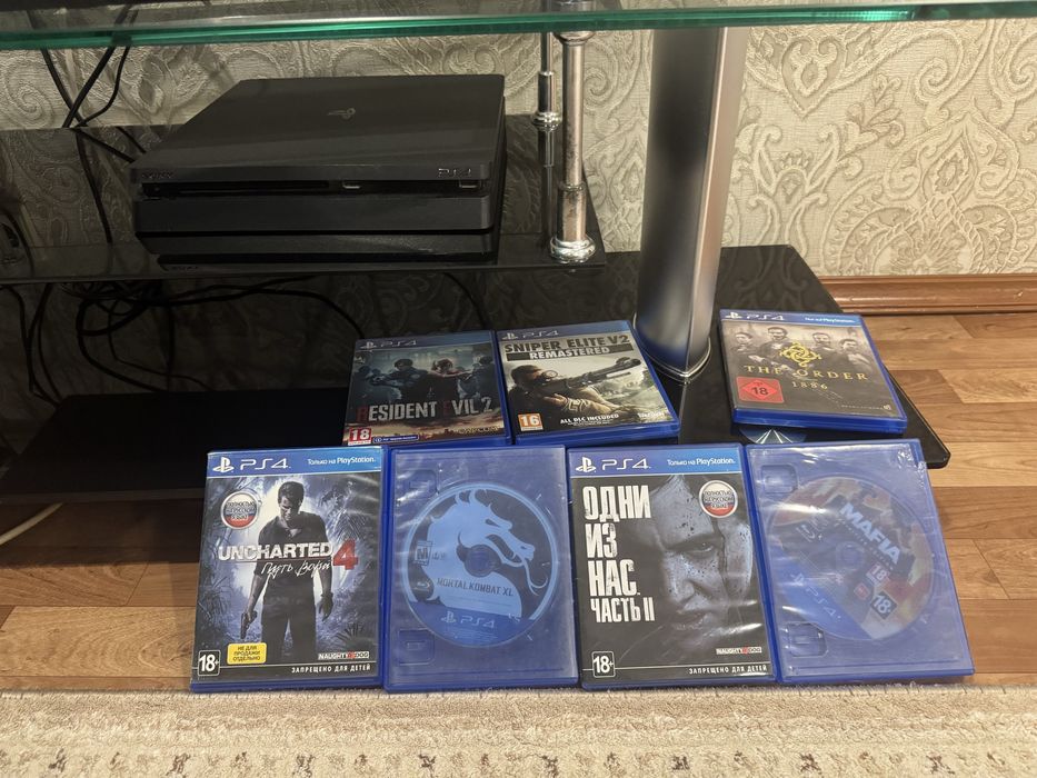 Продам или обмен пс4