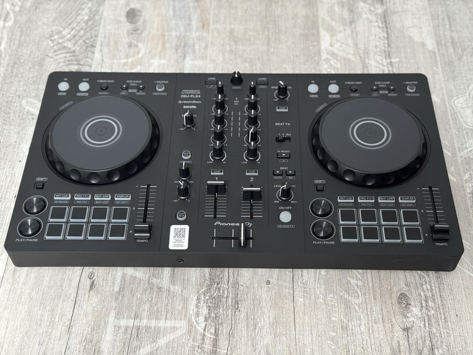 Consola/controller Pioneer DDJ-FLX4, ca noua, cu garantie
