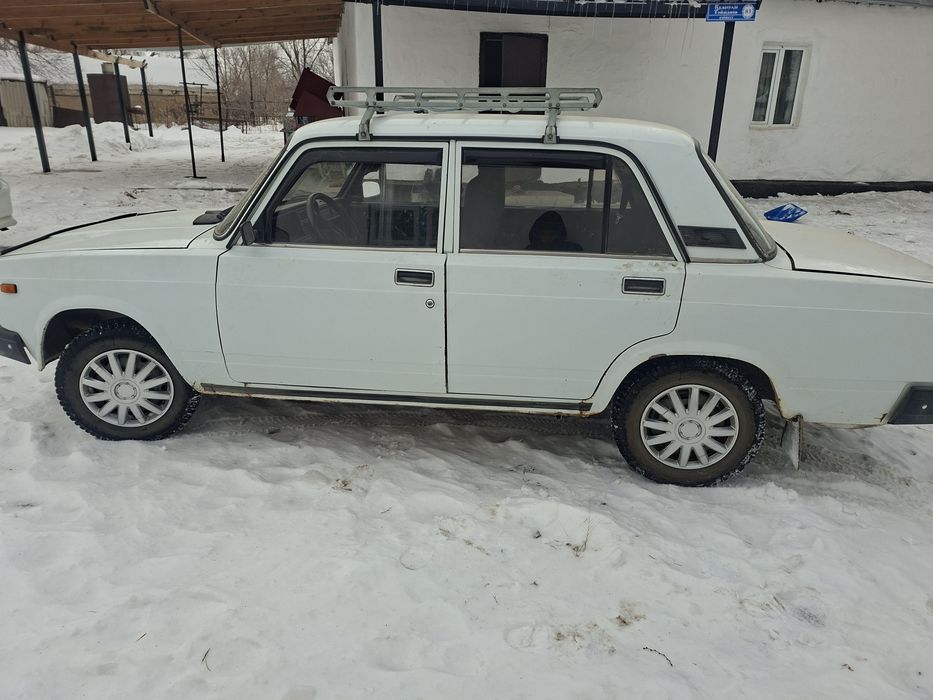 ВАЗ 21074 с хорошим состаянием.