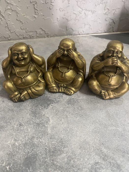 Бронзовые фигурки