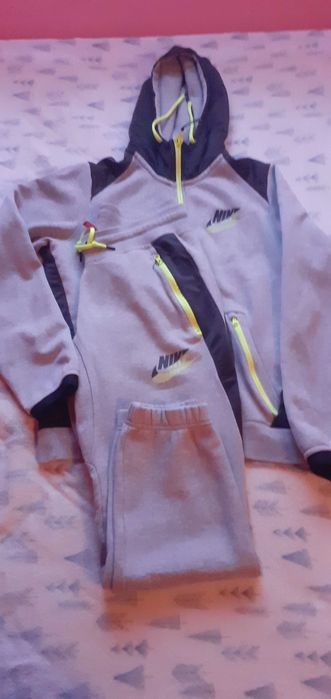 Trening  din  bumbac  NiKe.  Marimea  M