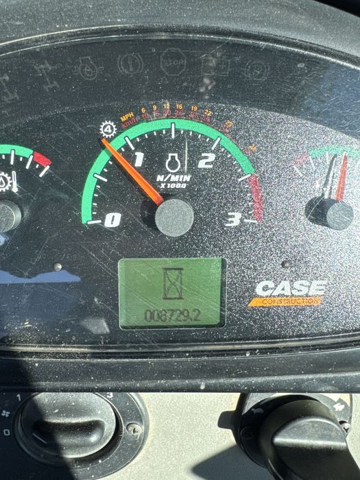 Buldoexcavator Case 580 ST 2019