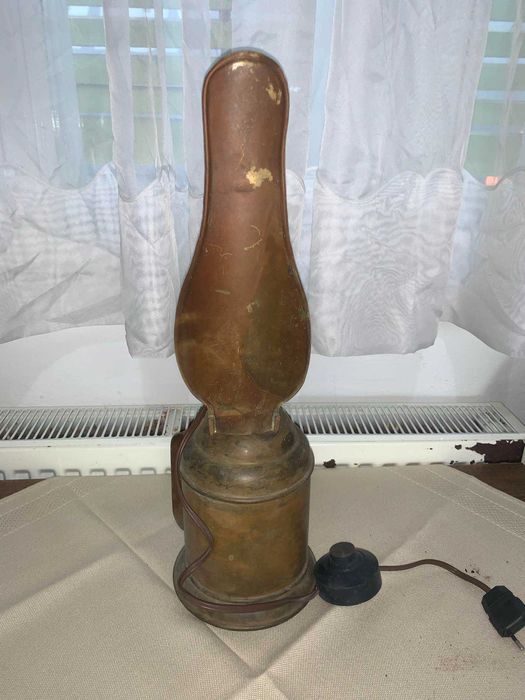Lampa electrica din cupru