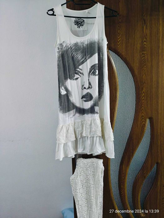 Rochițe de vânzare