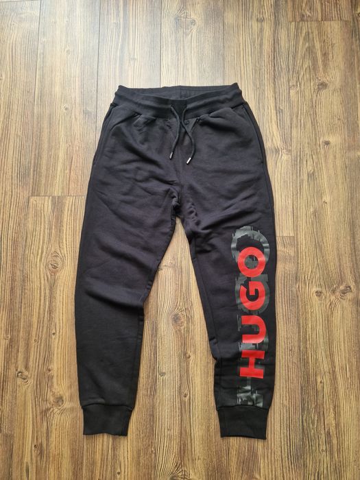 Страхотнен мъжки спортен екип размер S и  2XL 
Най-висок клас мате