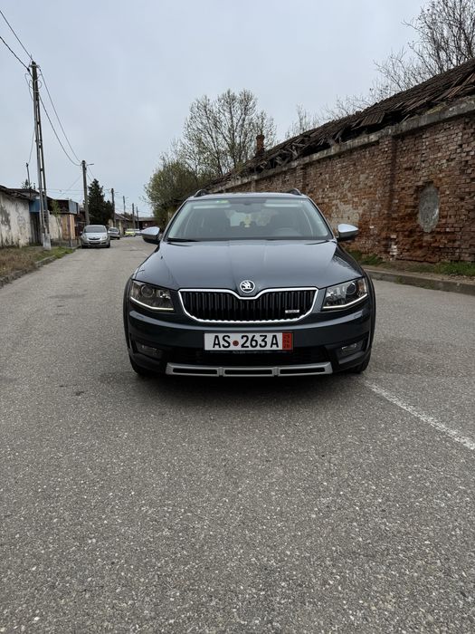 Skoda Octavia Scout 2.0 DSG 4X4