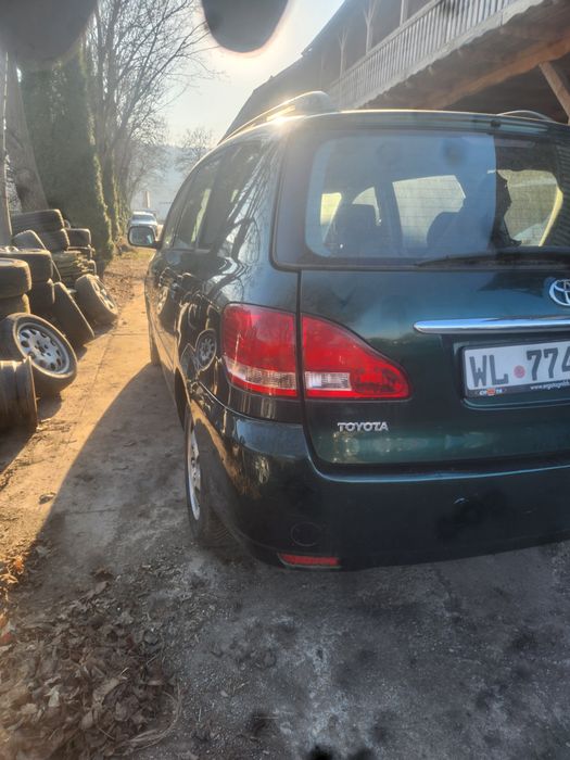 Dez toyota avensis verso