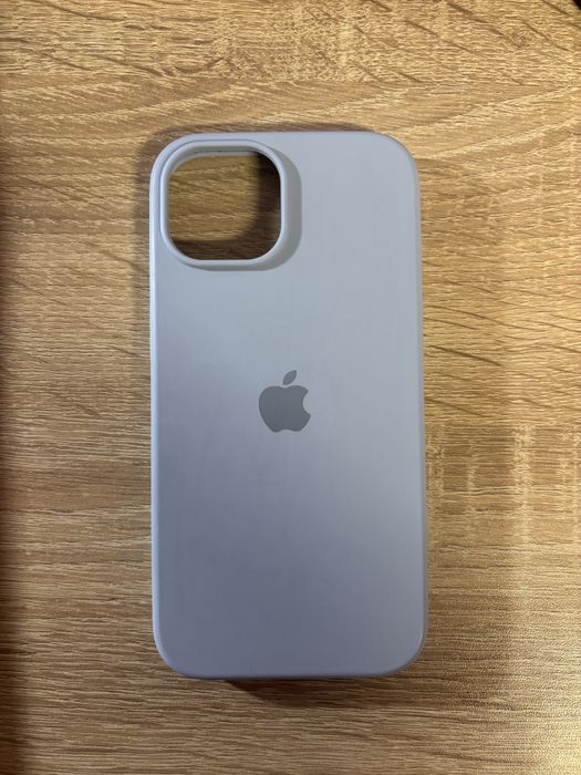 Apple Silicone Case  – Айфон 15, елегантен син цвят, без забележки