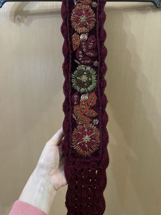 Продам красивый пояс на бархате.