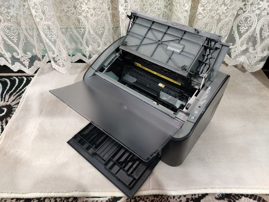 Canon 2900B printer sotiladi