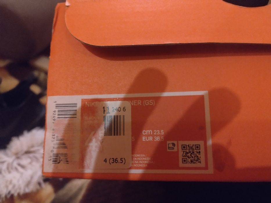 Adidas Nike flexrunner