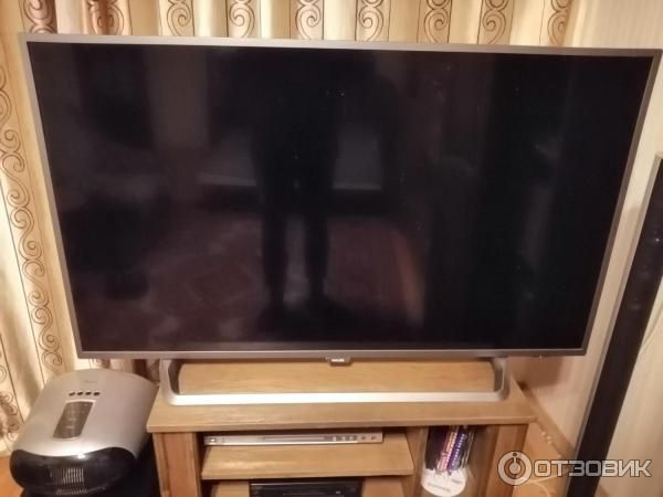 Продам тв philips pus6262