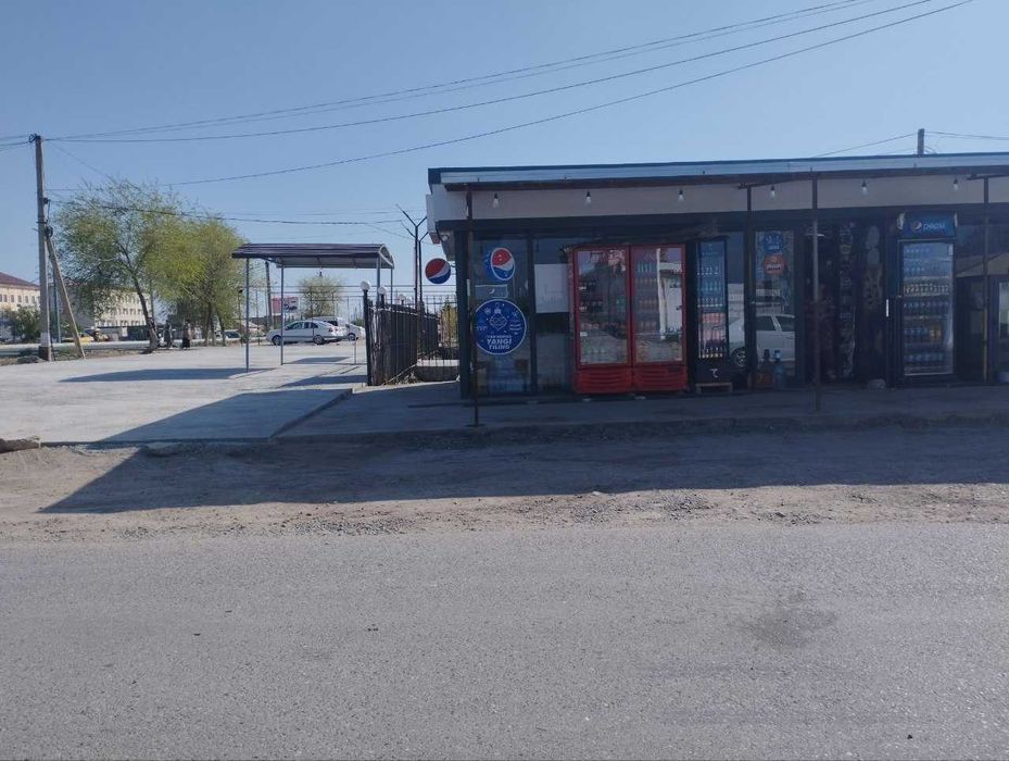 Noturar bino sotiladi. Srochno