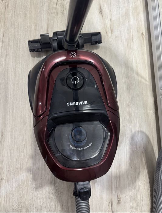 Продам пылесос Samsung в отличном состоянии