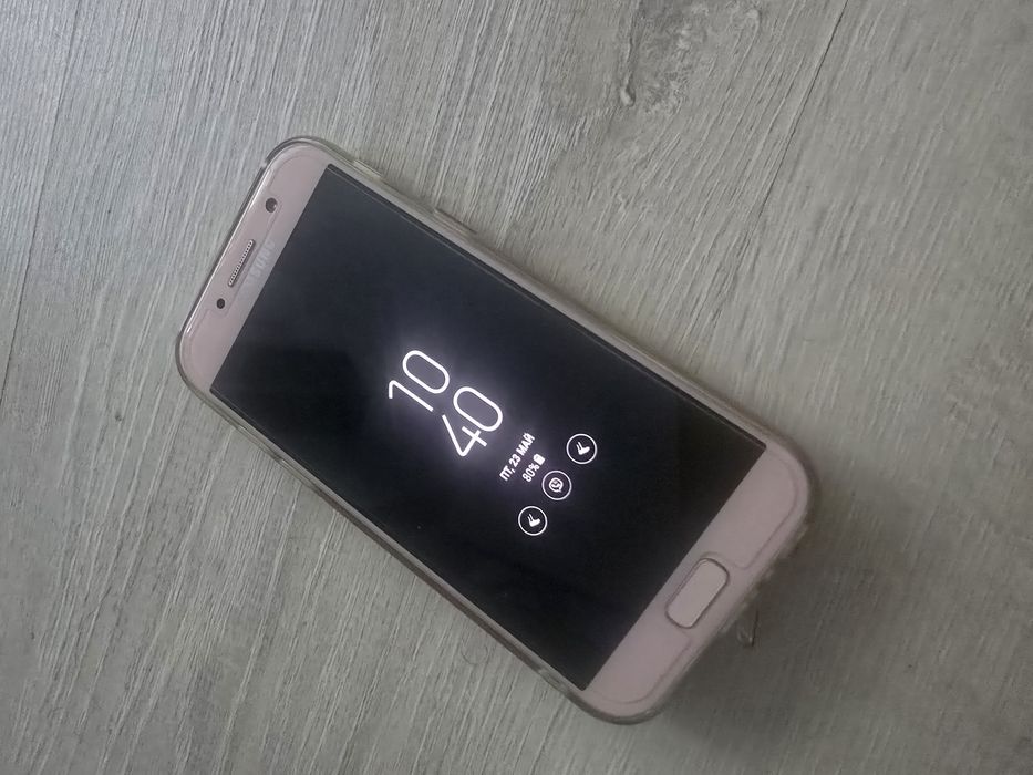 Телефон Самсунг с памет