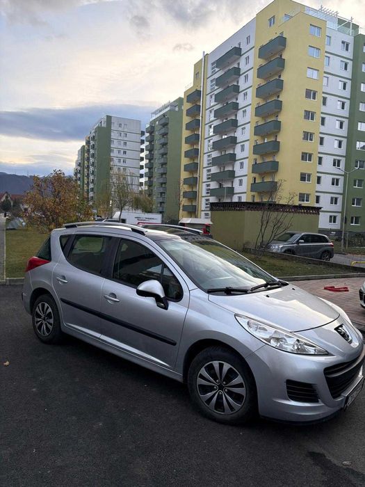 Peugeot 207 SW – 131.000 km – Trapa panoramică – Mașină foarte fiabilă