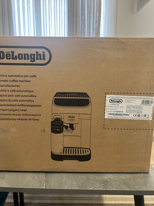 Новый Кофемашина delonghi
