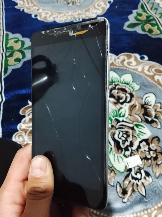 Redmi note 4 xamma joyi ishlaydi 3 ram xotira32