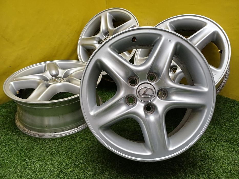 Диски R16 5x114.3 на Lexus и другие.