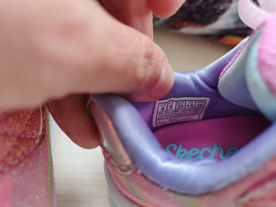skechers unicorn fete 25